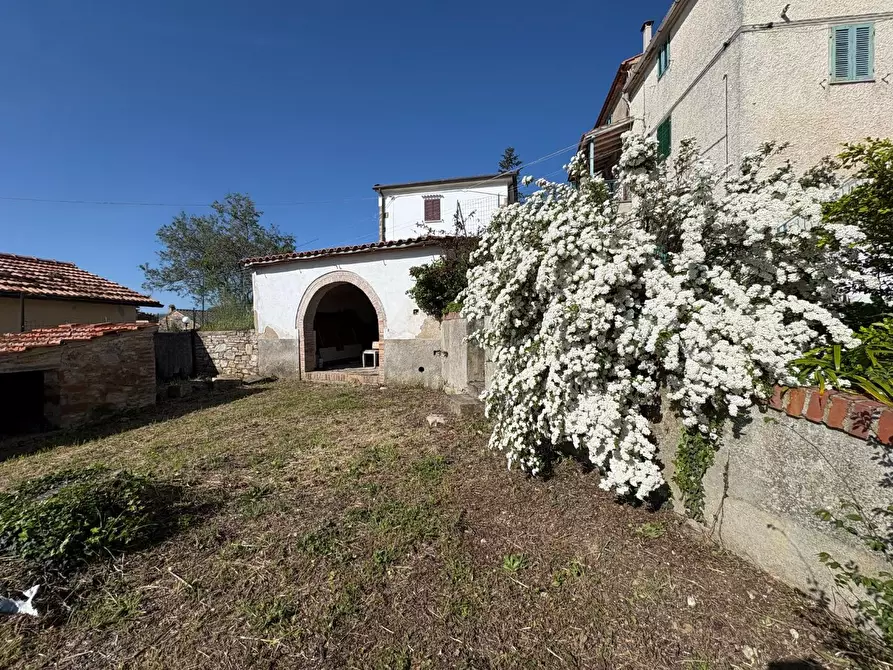 Immagine 3 di Casa semindipendente in vendita  a Chianni