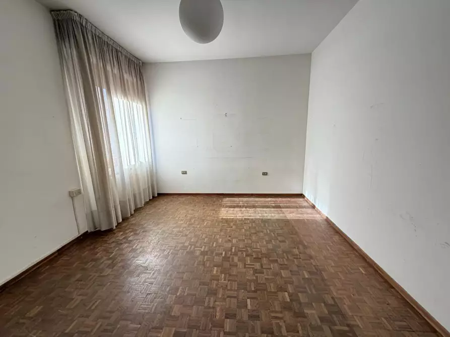 Immagine 11 di Appartamento in vendita  a Empoli