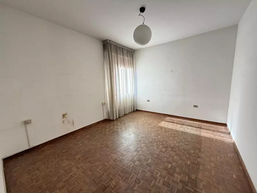 Immagine 10 di Appartamento in vendita  a Empoli