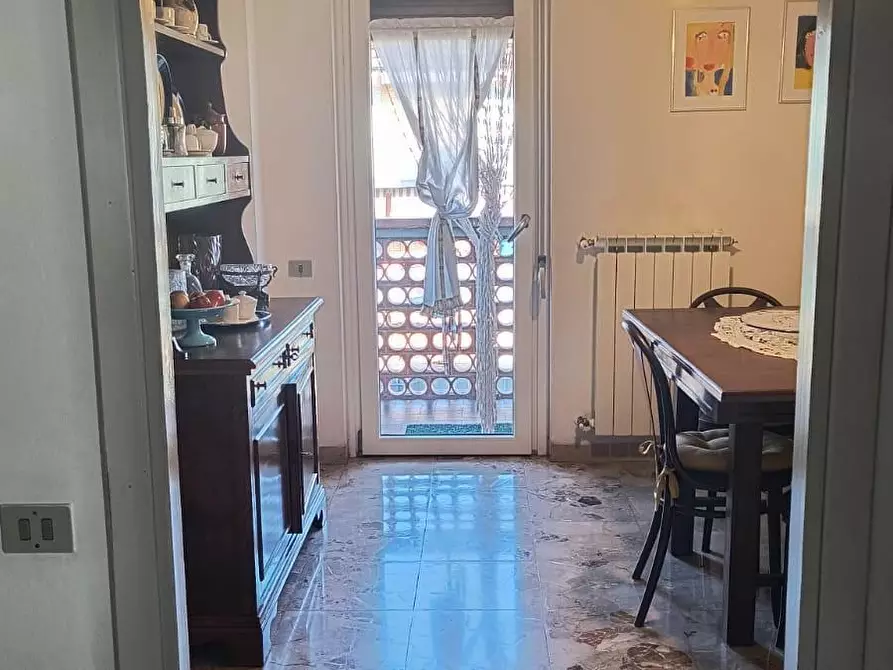 Immagine 13 di Appartamento in vendita  a Massa