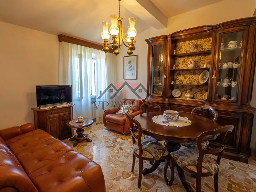 Immagine 5 di Appartamento in vendita  a Castelnuovo Val Di Cecina