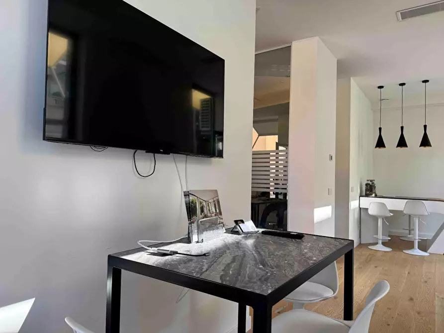 Immagine 19 di Villa in vendita  a Pietrasanta