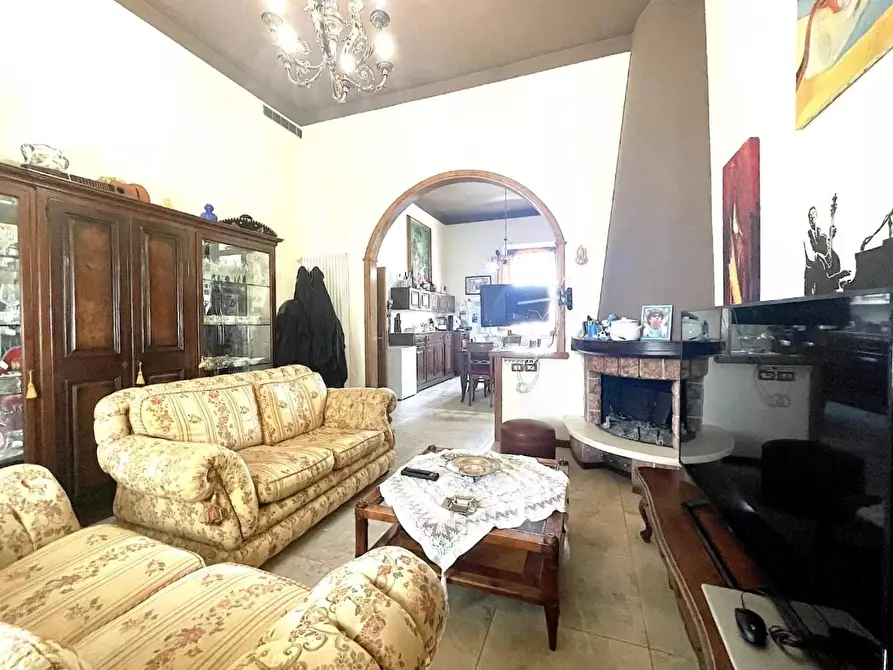 Immagine 24 di Appartamento in vendita  a Vinci