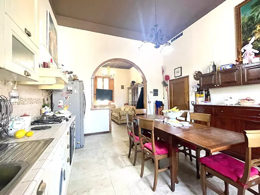 Immagine 28 di Appartamento in vendita  a Vinci