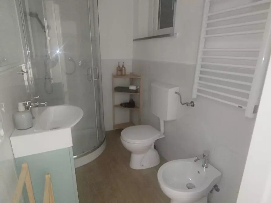 Immagine 9 di Appartamento in vendita  a Pisa