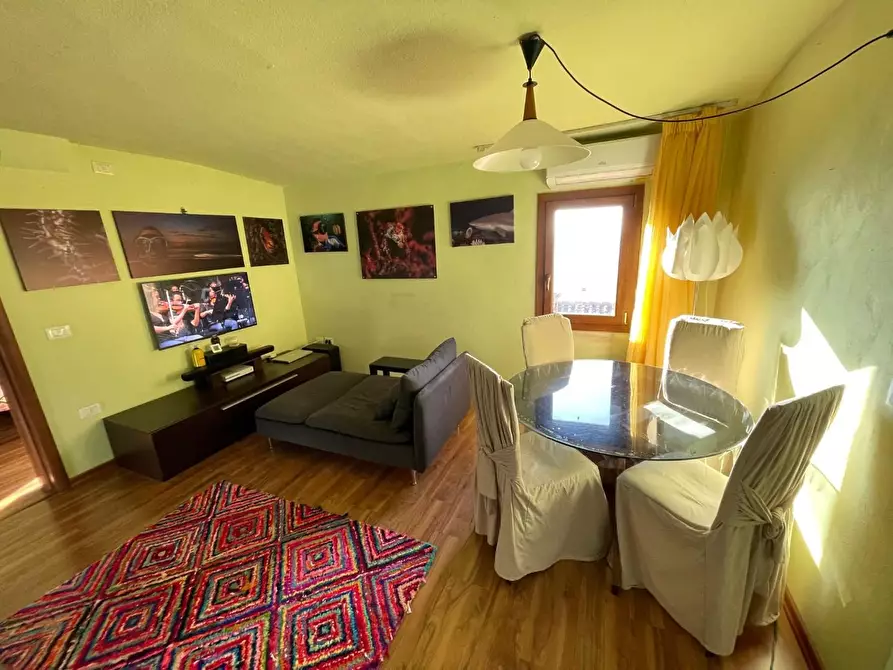 Immagine 1 di Appartamento in affitto  a Peccioli