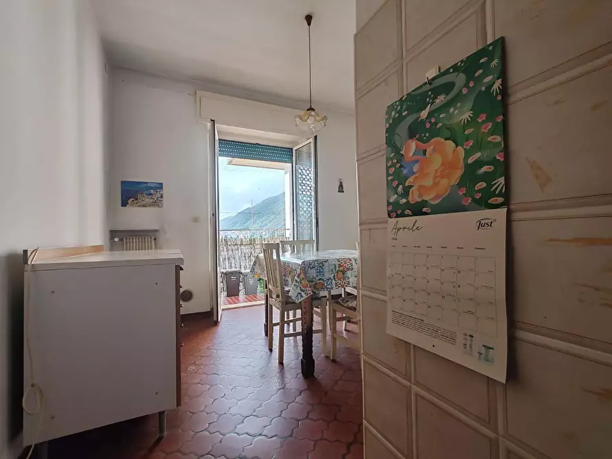 Immagine 8 di Appartamento in vendita  a Massa