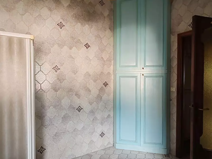 Immagine 10 di Appartamento in vendita  a Massa