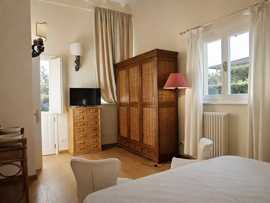 Immagine 34 di Villa in affitto  a Forte Dei Marmi