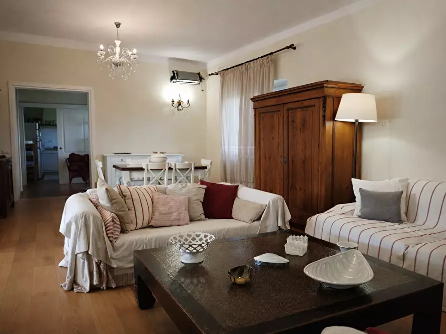 Immagine 25 di Villa in affitto  a Forte Dei Marmi