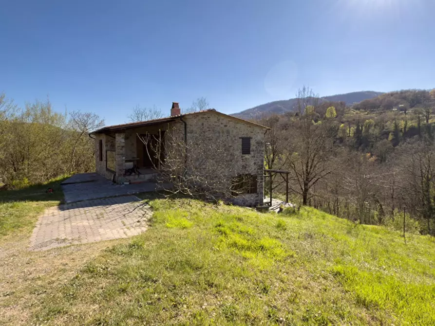 Immagine 2 di Casa indipendente in vendita  a Castelnuovo Val Di Cecina