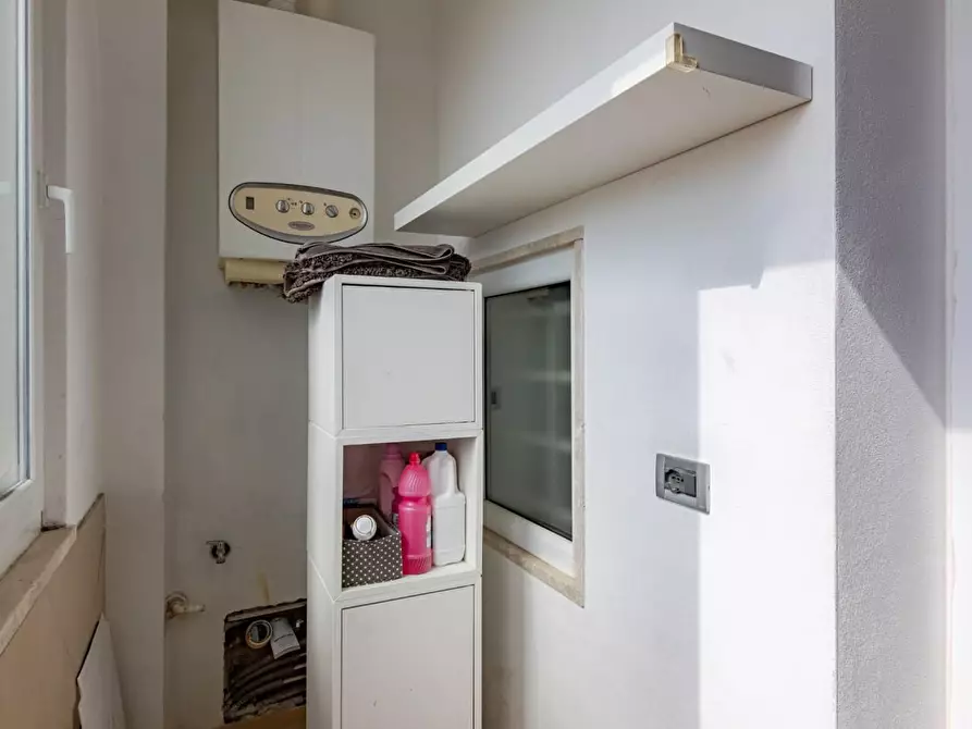 Immagine 8 di Appartamento in vendita  a Livorno
