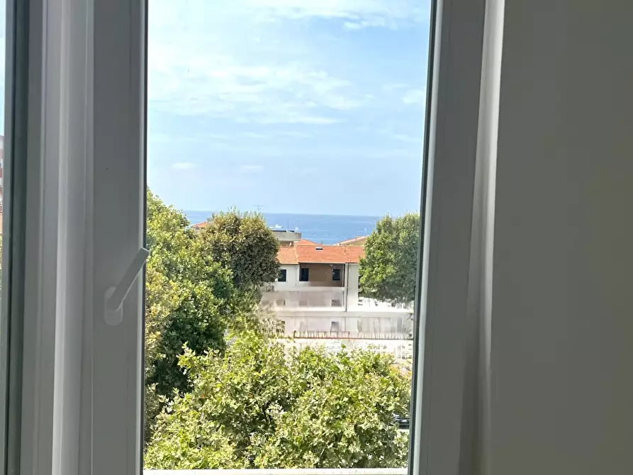 Immagine 9 di Appartamento in vendita  a Rosignano Marittimo