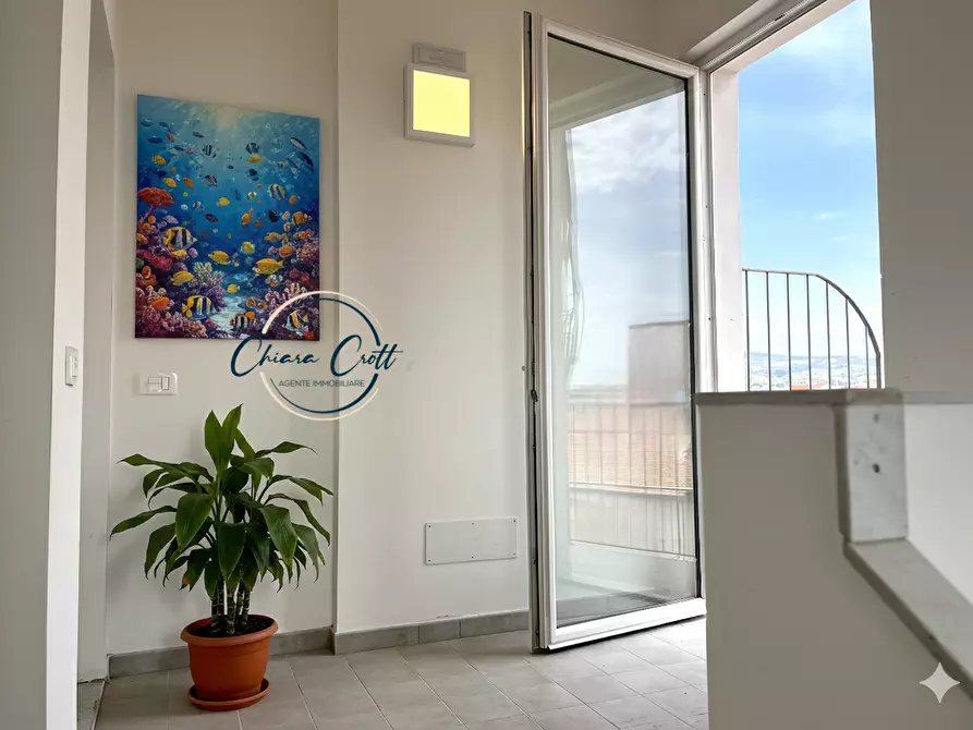 Immagine 16 di Appartamento in vendita  a Rosignano Marittimo