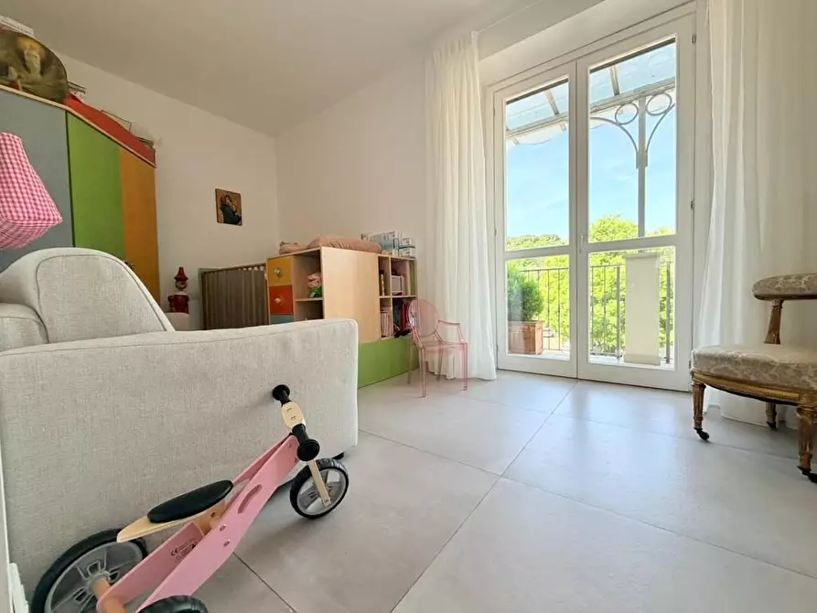 Immagine 24 di Appartamento in vendita  a Massa
