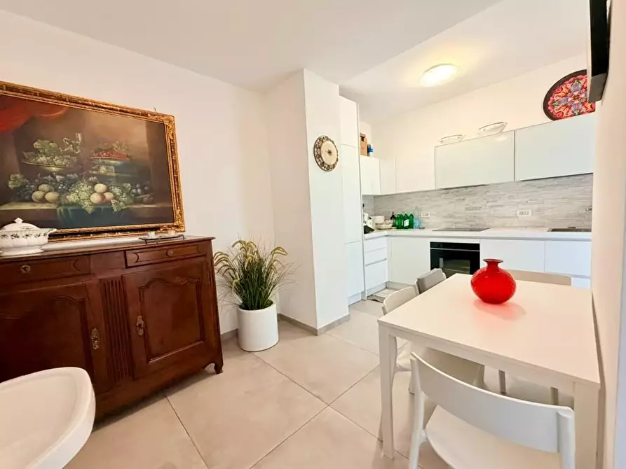 Immagine 17 di Appartamento in vendita  a Massa