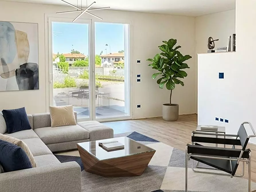 Immagine 19 di Villetta a schiera in vendita  a Pontedera