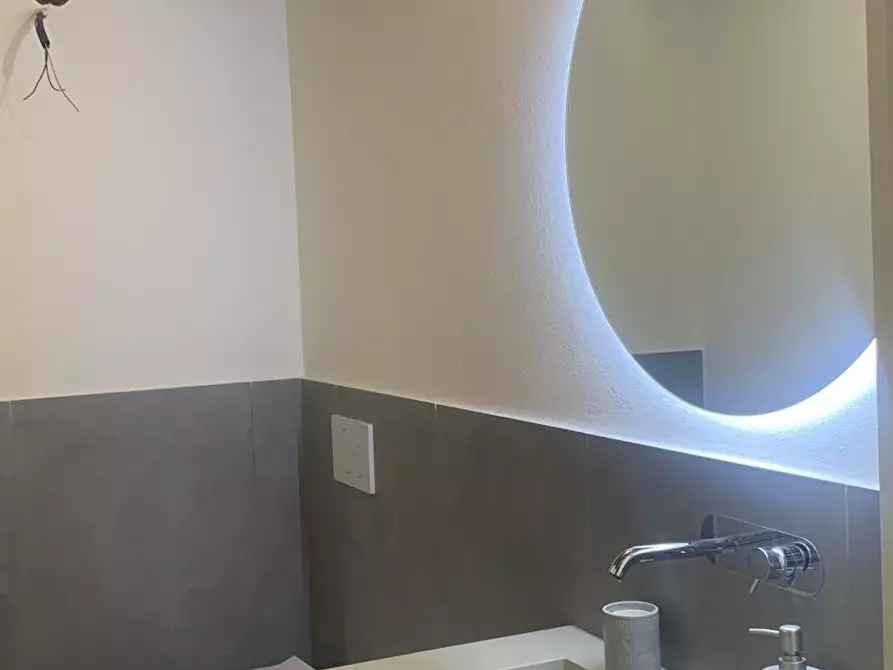 Immagine 17 di Casa colonica in vendita  a Lajatico