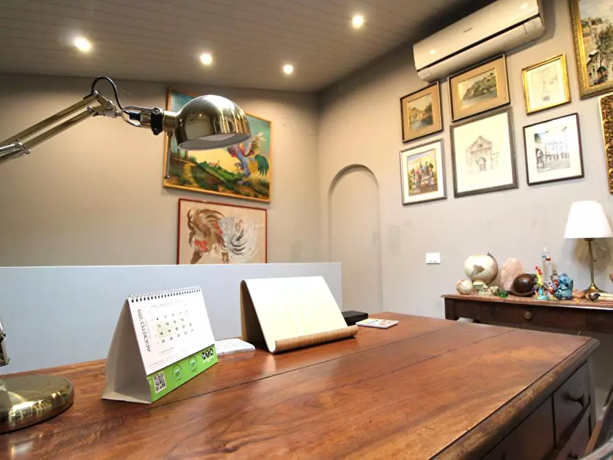 Immagine 26 di Appartamento in vendita  a Pisa