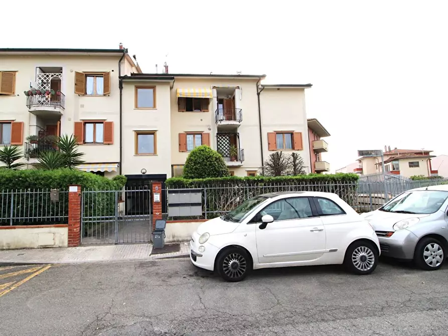 Immagine 1 di Appartamento in vendita  a Pisa