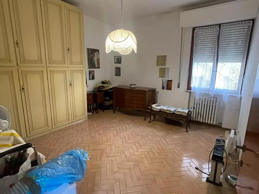 Immagine 4 di Appartamento in vendita  a Siena
