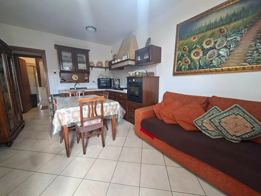 Immagine 15 di Appartamento in vendita  a Bientina