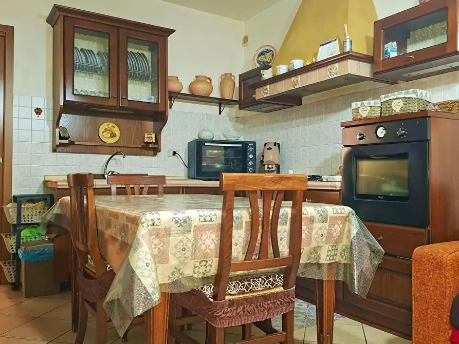 Immagine 10 di Appartamento in vendita  a Bientina