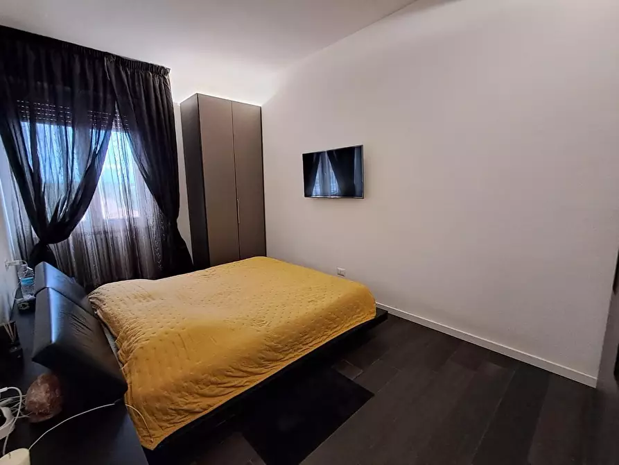 Immagine 10 di Appartamento in vendita  a Pontedera