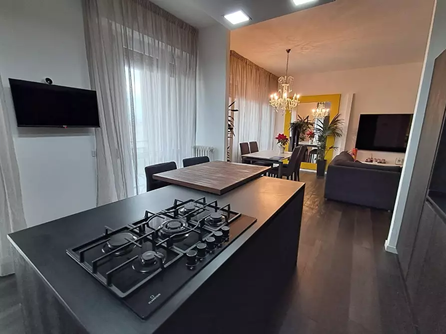 Immagine 1 di Appartamento in vendita  a Pontedera