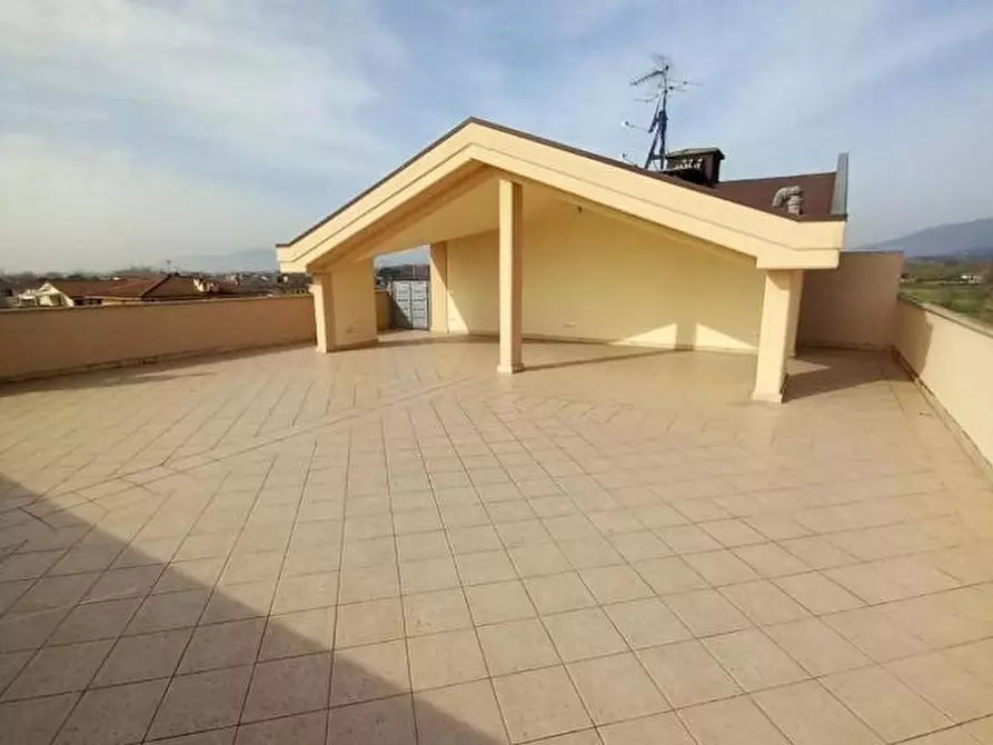 Immagine 1 di Mansarda in vendita  a Massa E Cozzile