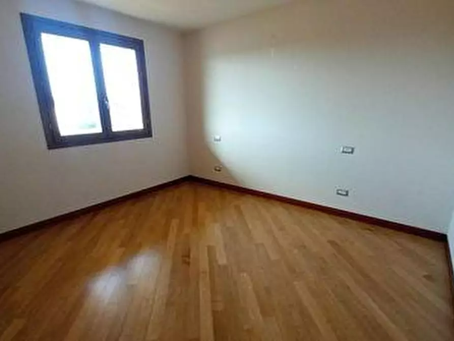 Immagine 8 di Mansarda in vendita  a Massa E Cozzile