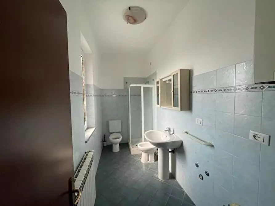 Immagine 7 di Appartamento in vendita  a Vecchiano