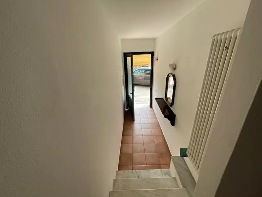 Immagine 9 di Appartamento in vendita  a Vecchiano