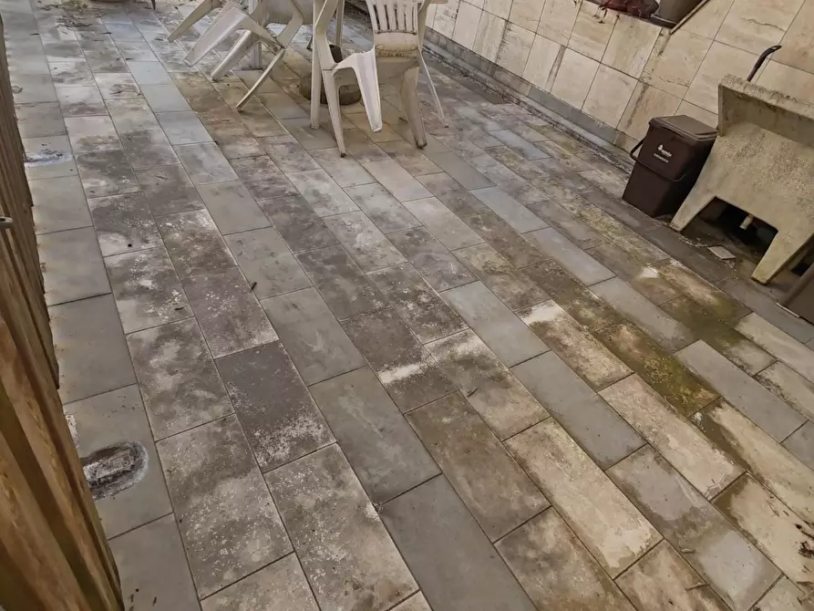 Immagine 21 di Appartamento in vendita  a Massa