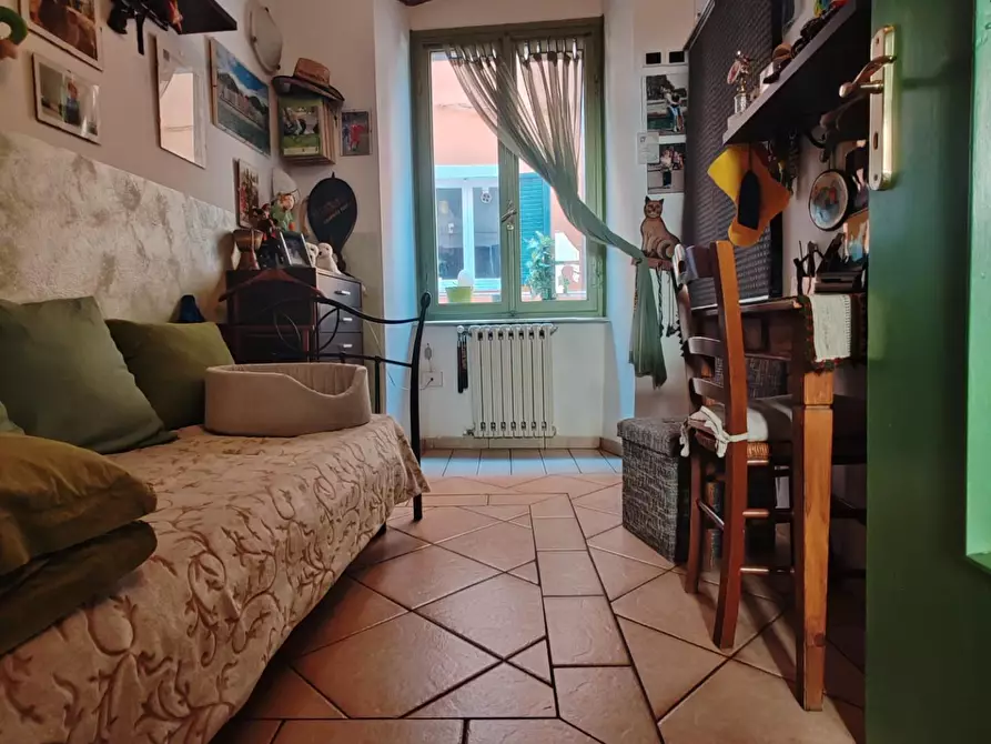 Immagine 14 di Appartamento in vendita  a Massa