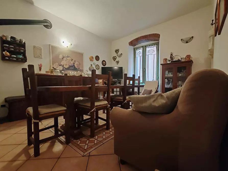 Immagine 3 di Appartamento in vendita  a Massa