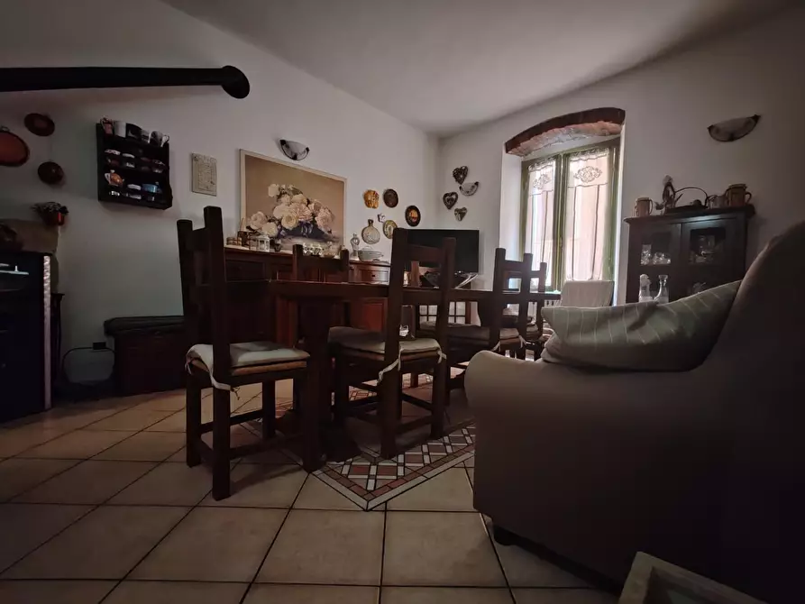 Immagine 5 di Appartamento in vendita  a Massa