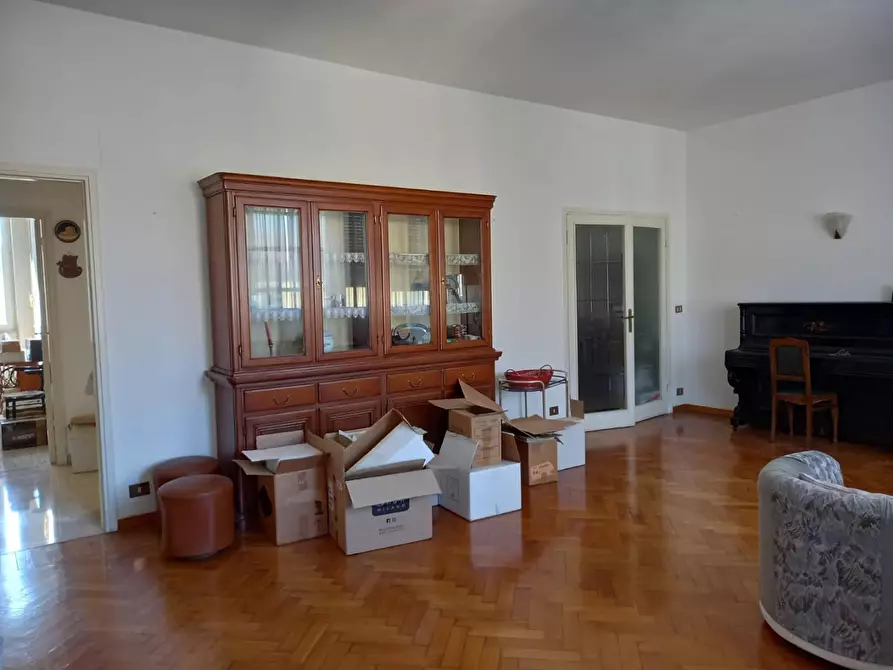 Immagine 5 di Appartamento in vendita  a Livorno
