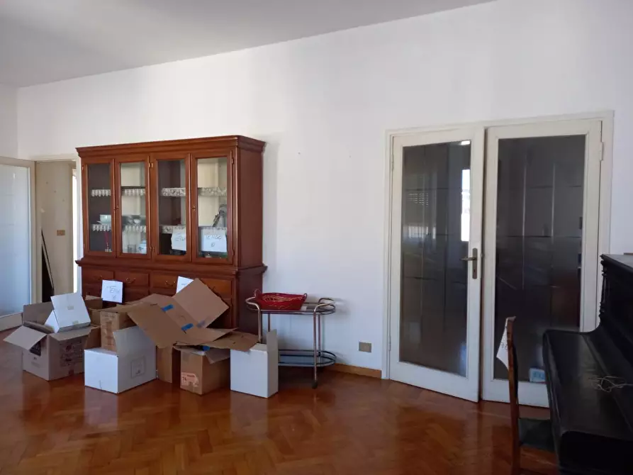 Immagine 7 di Appartamento in vendita  a Livorno