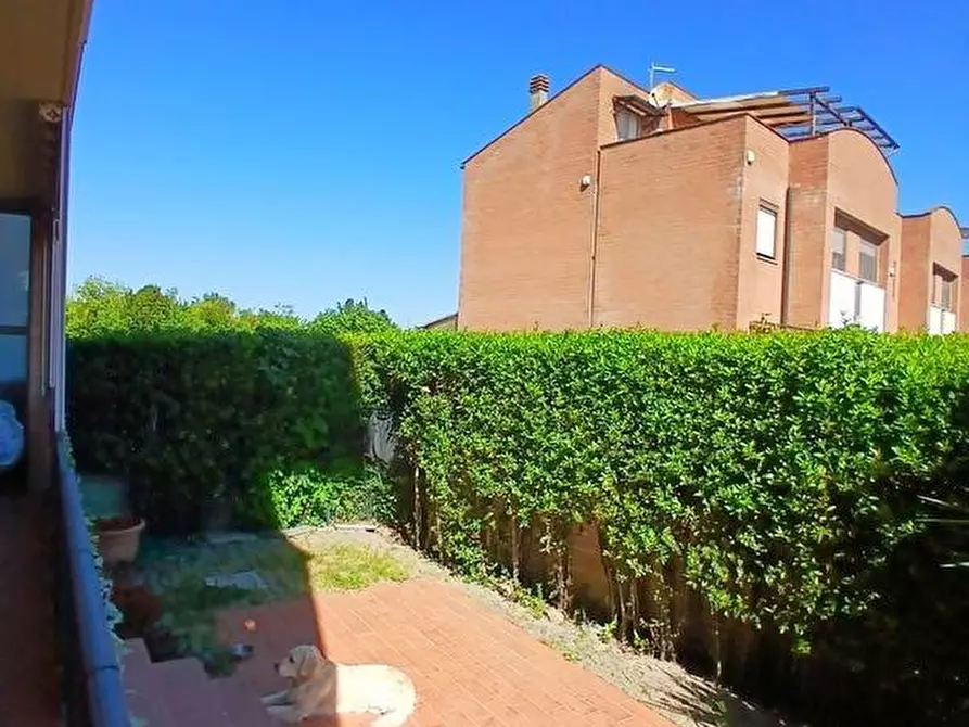 Immagine 17 di Appartamento in vendita  a Cascina