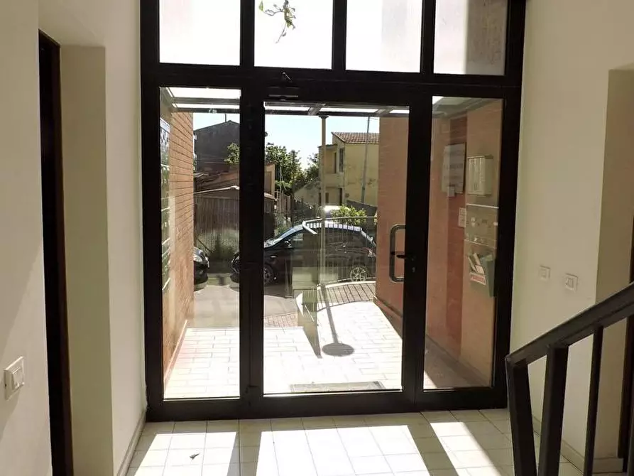 Immagine 2 di Appartamento in vendita  a Cascina