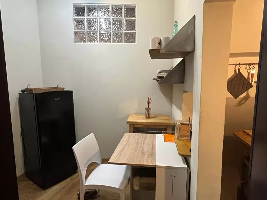 Immagine 5 di Appartamento in affitto  a Lucca