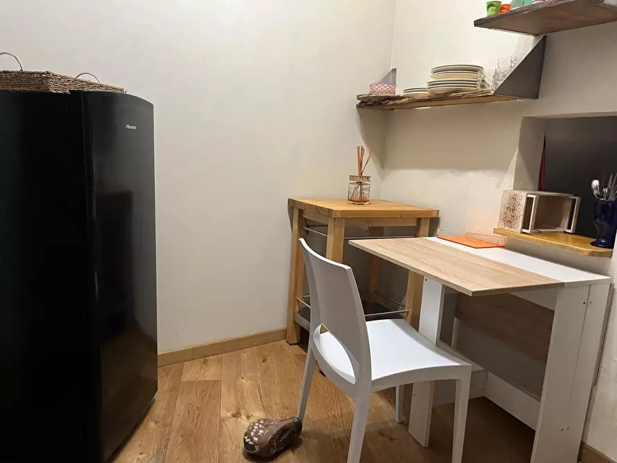 Immagine 4 di Appartamento in affitto  a Lucca