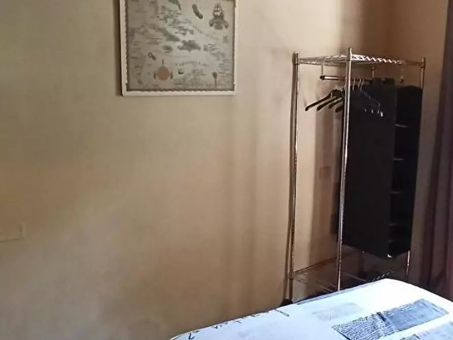 Immagine 5 di Appartamento in affitto  a Lucca