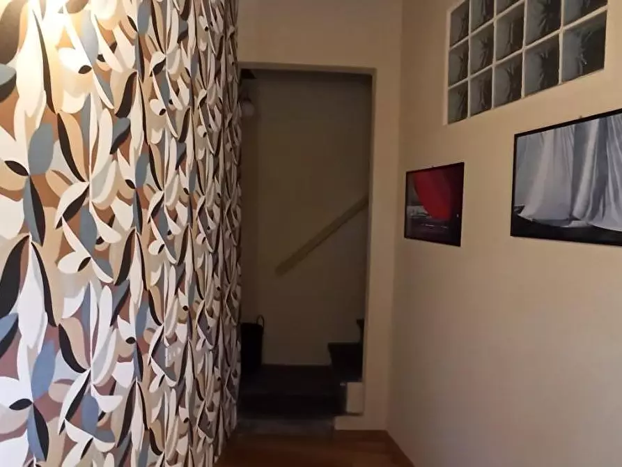 Immagine 10 di Appartamento in affitto  a Lucca