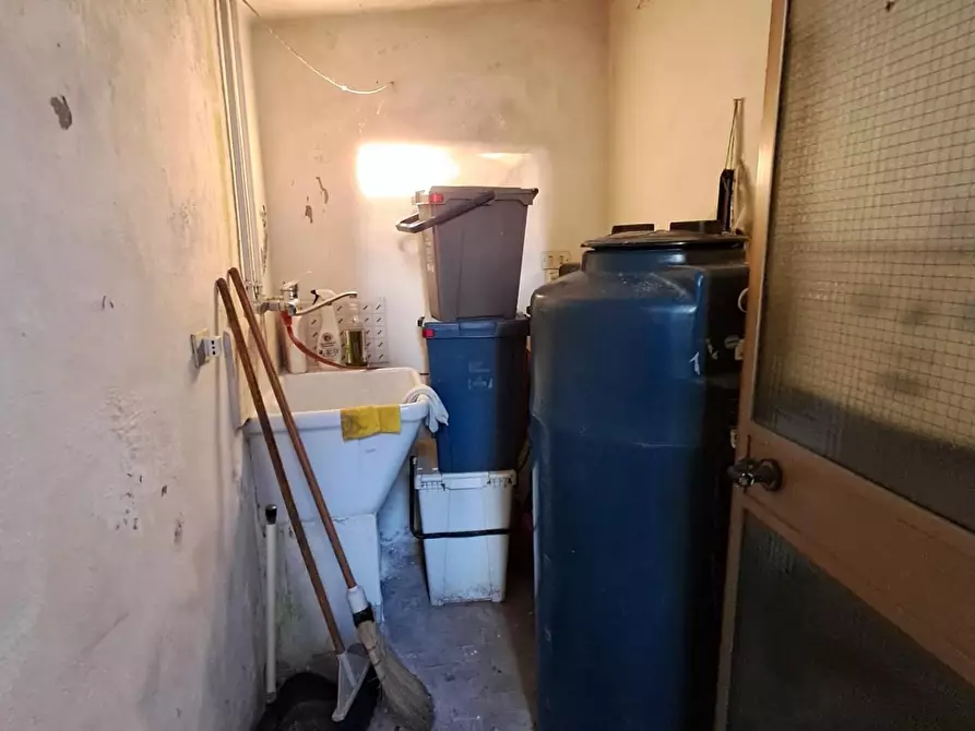 Immagine 15 di Appartamento in vendita  a Pontedera