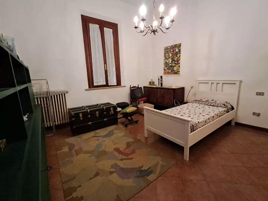 Immagine 11 di Appartamento in vendita  a Pontedera
