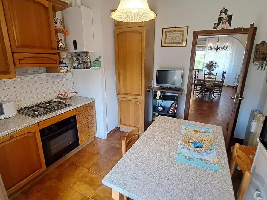 Immagine 3 di Appartamento in vendita  a Rosignano Marittimo