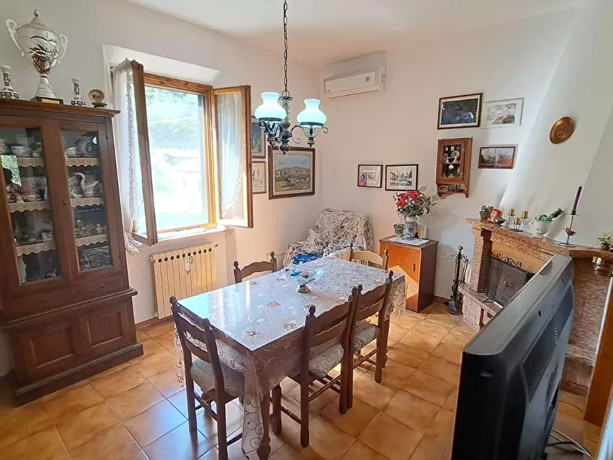 Immagine 2 di Casa indipendente in vendita  a Rosignano Marittimo