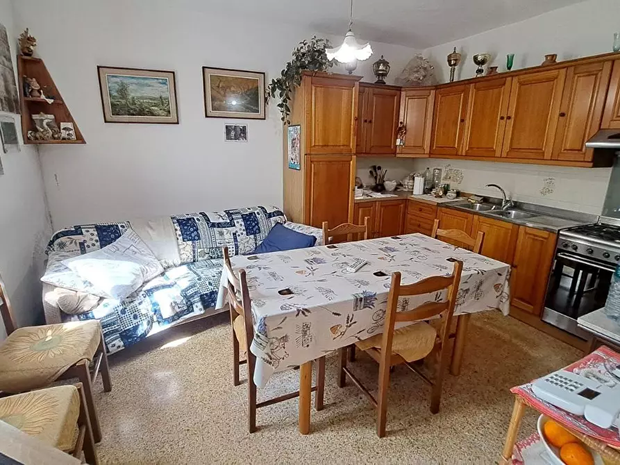 Immagine 14 di Casa indipendente in vendita  a Rosignano Marittimo